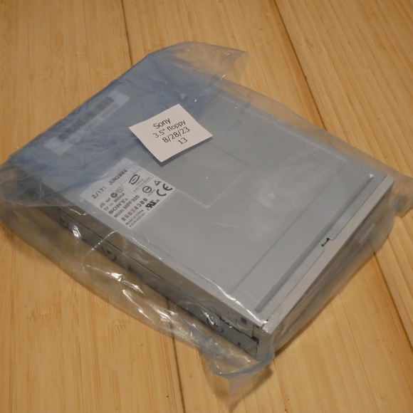 NOS Sony MPF920 Internal Desktop 3.5 inch Floppy Disk Drive 1.44MB - Tested13